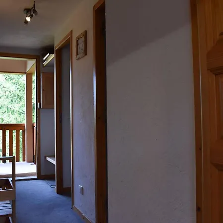 Appartement Duplex 5 Pieces Avec Mezzanine, Parking Et Proche Des Pistes A Meribel - Fr-1-180-635 Les Allues